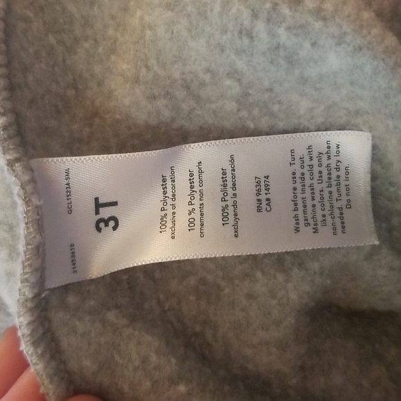 OshKosh sweatshirt size 3T - Picture 7 of 9